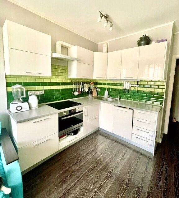 Продаётся 1-комнатная квартира, 38 м²