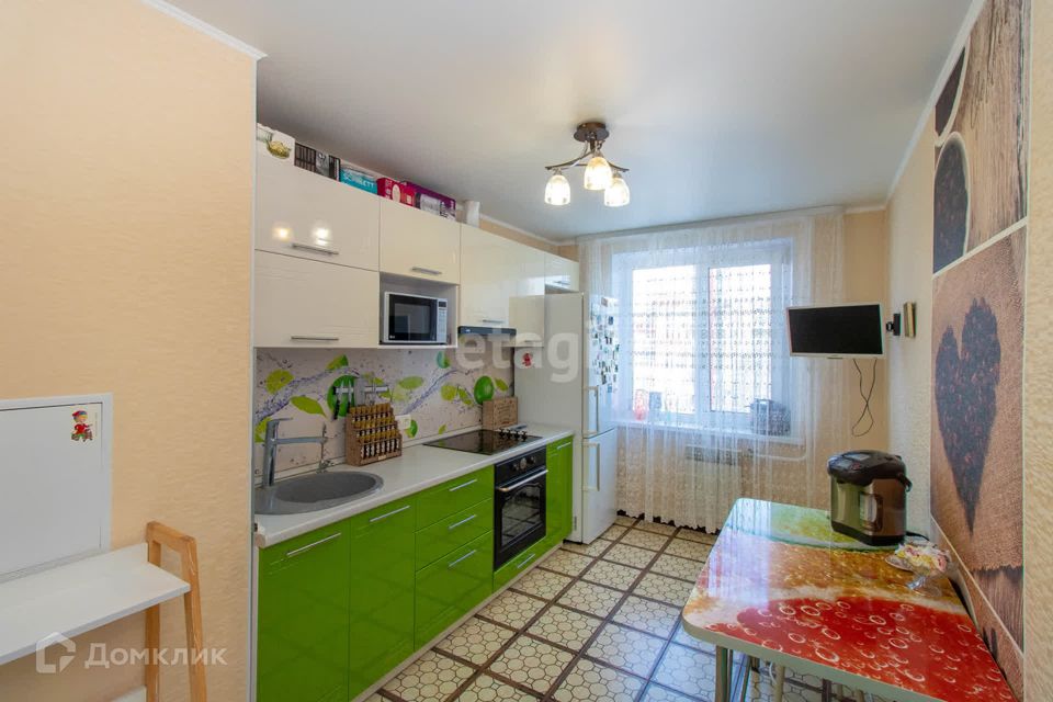Продаётся 3-комнатная квартира, 65.3 м²