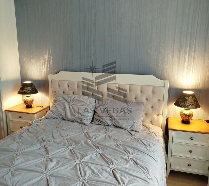 Сдаётся 2-комнатная квартира, 72 м²