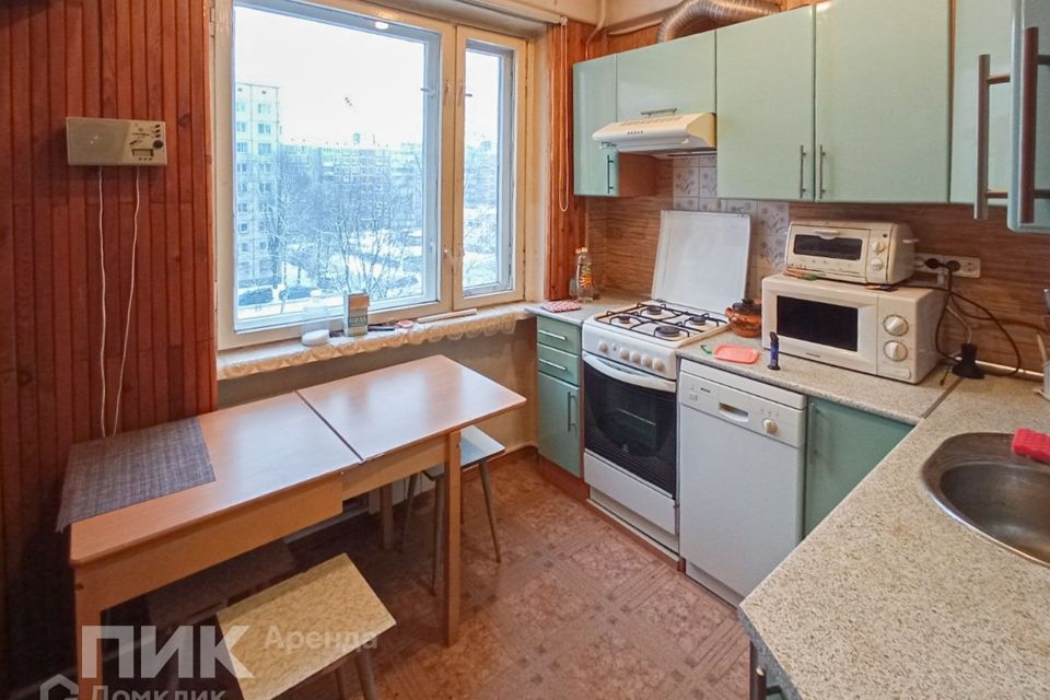 Сдаётся 3-комнатная квартира, 57.2 м²