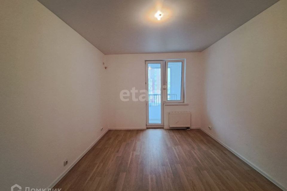 Продаётся 1-комнатная квартира, 43 м²