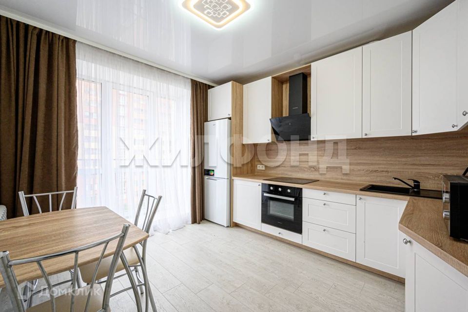 Продаётся 2-комнатная квартира, 58 м²