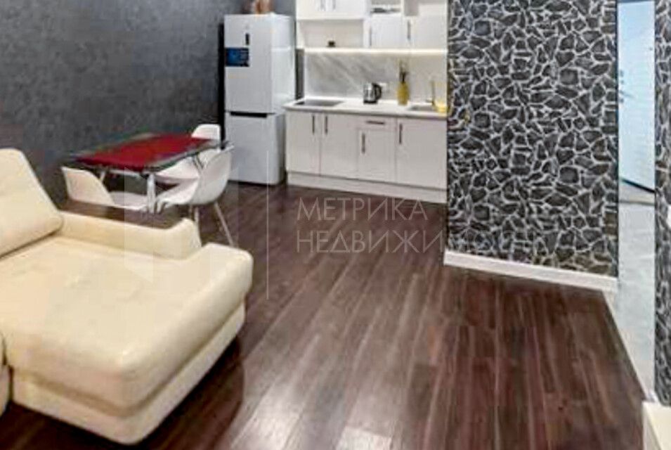Продаётся 1-комнатная квартира, 42.7 м²