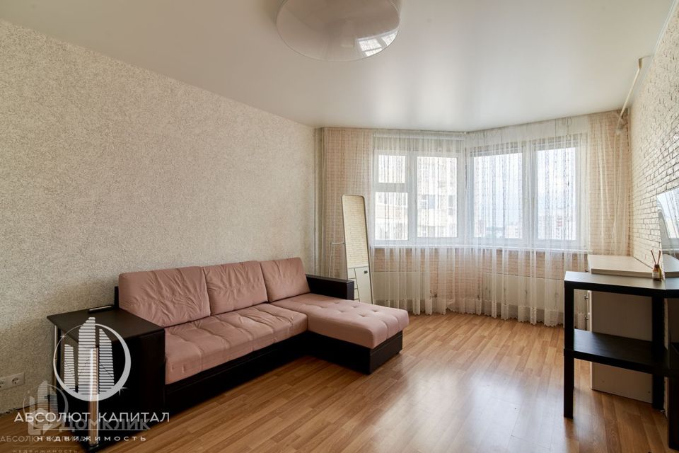 Сдаётся 1-комнатная квартира, 42.2 м²