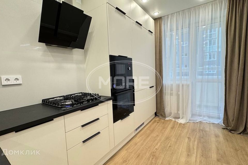 Продаётся 1-комнатная квартира, 37.4 м²
