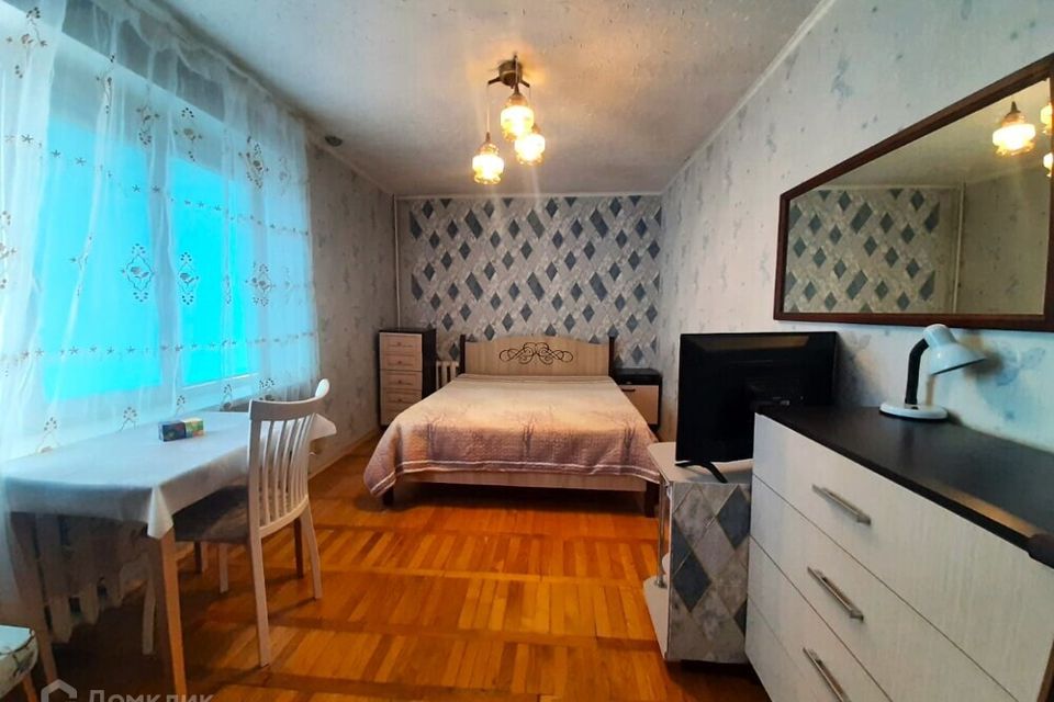Сдаётся 2-комнатная квартира, 58 м²
