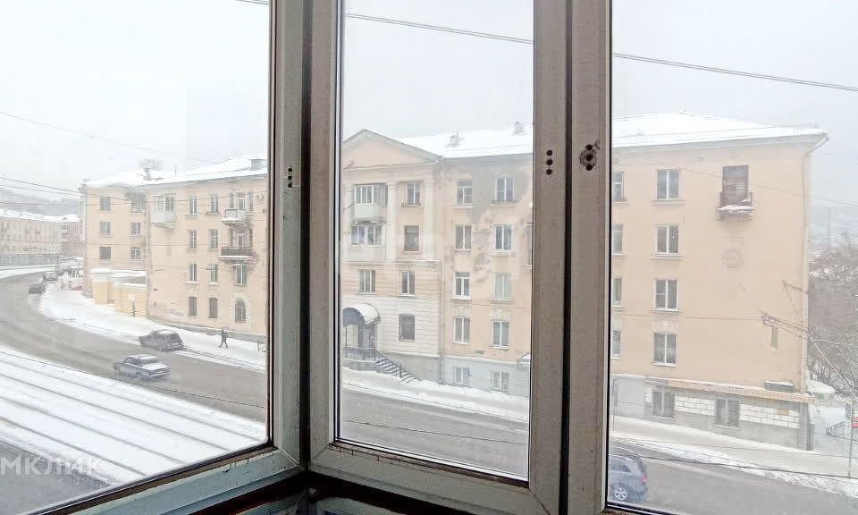 Продаётся 2-комнатная квартира, 67.4 м²