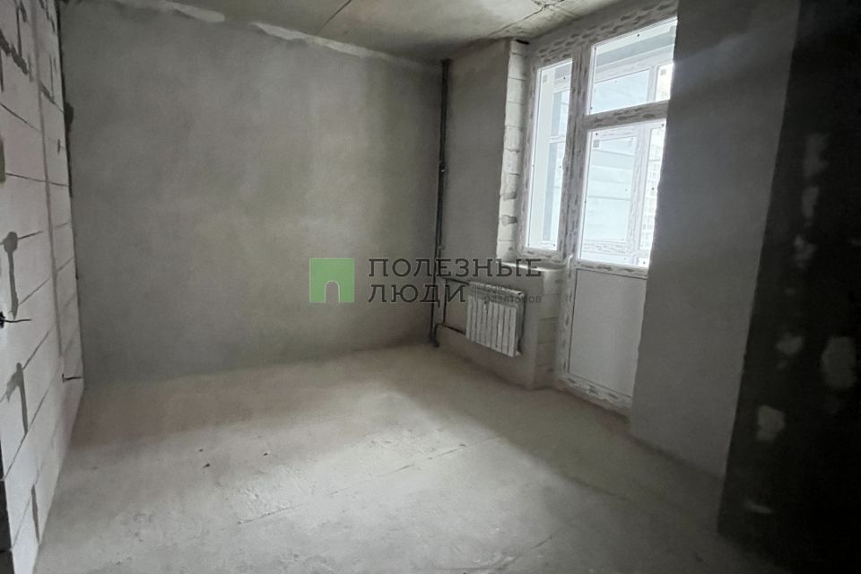 Продаётся 4-комнатная квартира, 170 м²