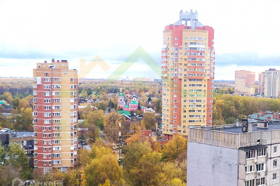 Продаётся 1-комнатная квартира, 60.1 м²