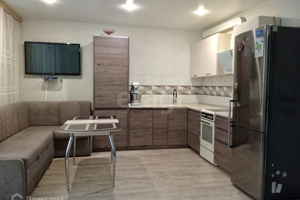 Продаётся 1-комнатная квартира, 49.5 м²
