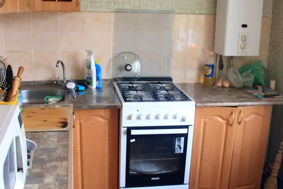 Продаётся 3-комнатная квартира, 58.6 м²