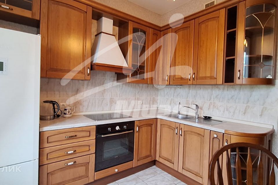 Сдаётся 3-комнатная квартира, 95 м²