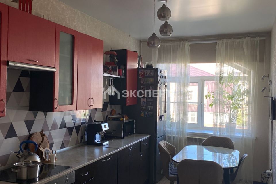 Продаётся 2-комнатная квартира, 74.3 м²