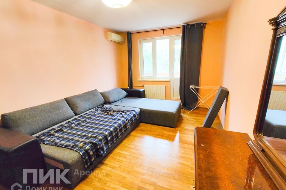 Сдаётся 2-комнатная квартира, 50.7 м²