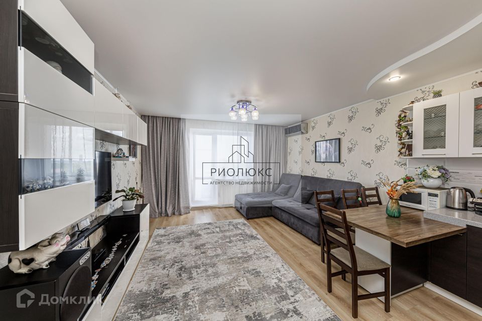 Продаётся 2-комнатная квартира, 57 м²