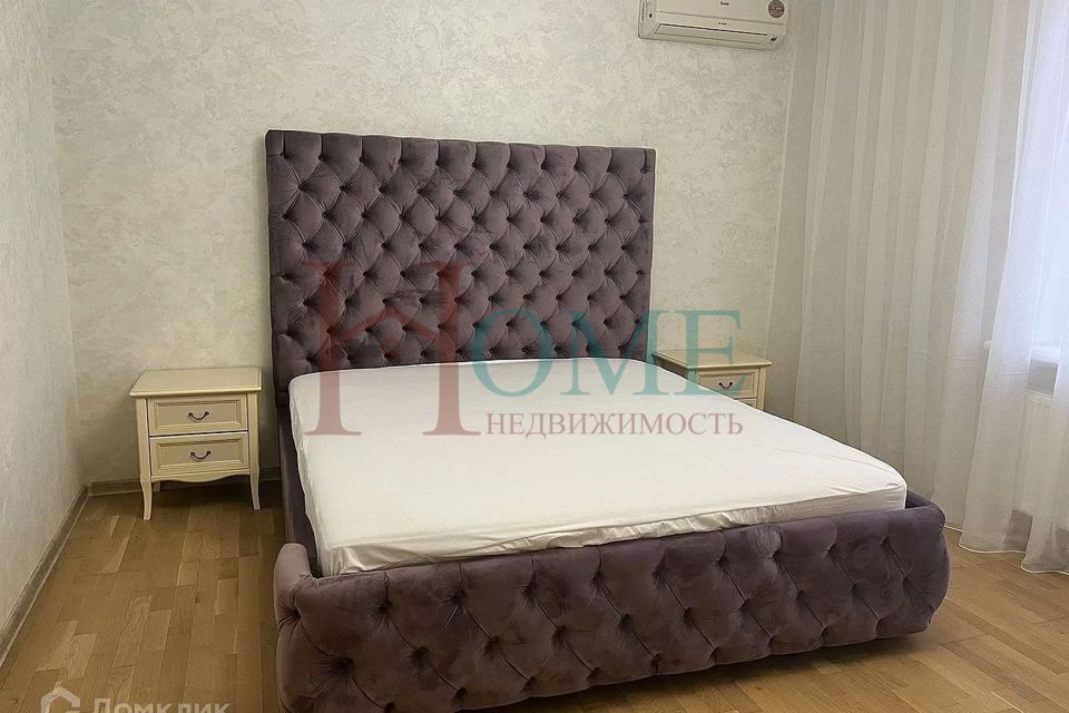 Сдаётся 2-комнатная квартира, 70 м²