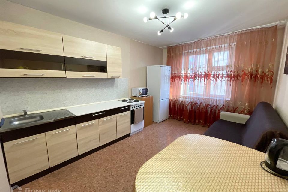 Сдаётся 1-комнатная квартира, 45 м²