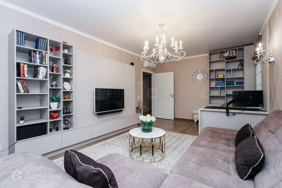 Продаётся 2-комнатная квартира, 79.3 м²
