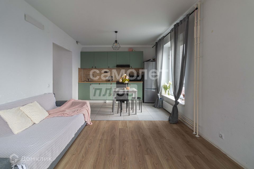 Продаётся 3-комнатная квартира, 59.5 м²