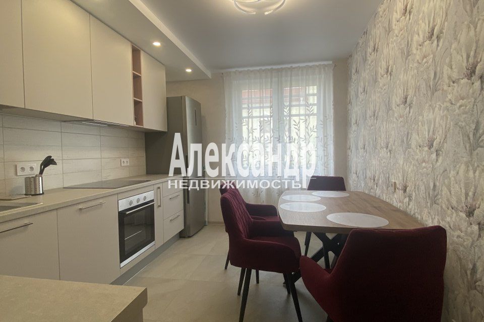 Сдаётся 2-комнатная квартира, 66 м²