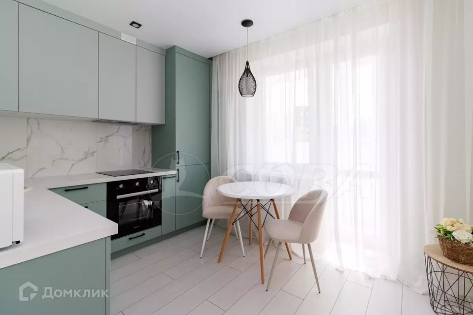 Продаётся 1-комнатная квартира, 41 м²