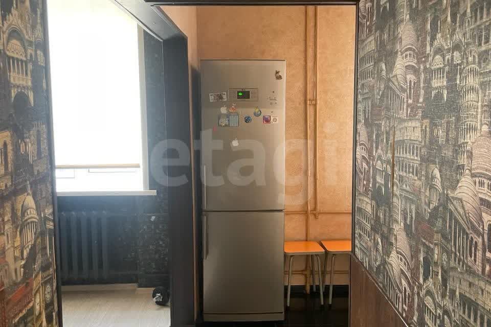 Сдаётся 2-комнатная квартира, 56 м²
