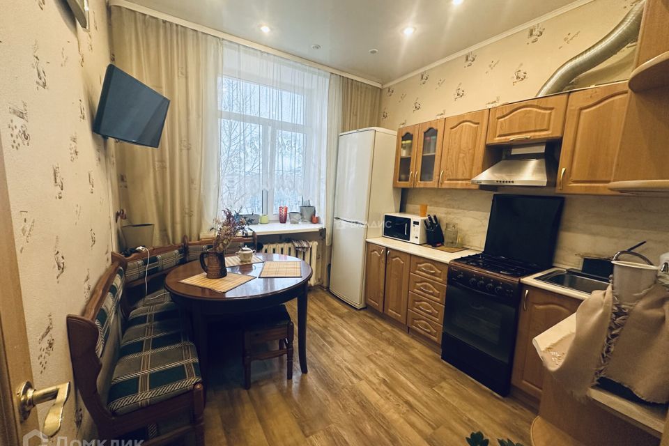 Продаётся 2-комнатная квартира, 56.1 м²