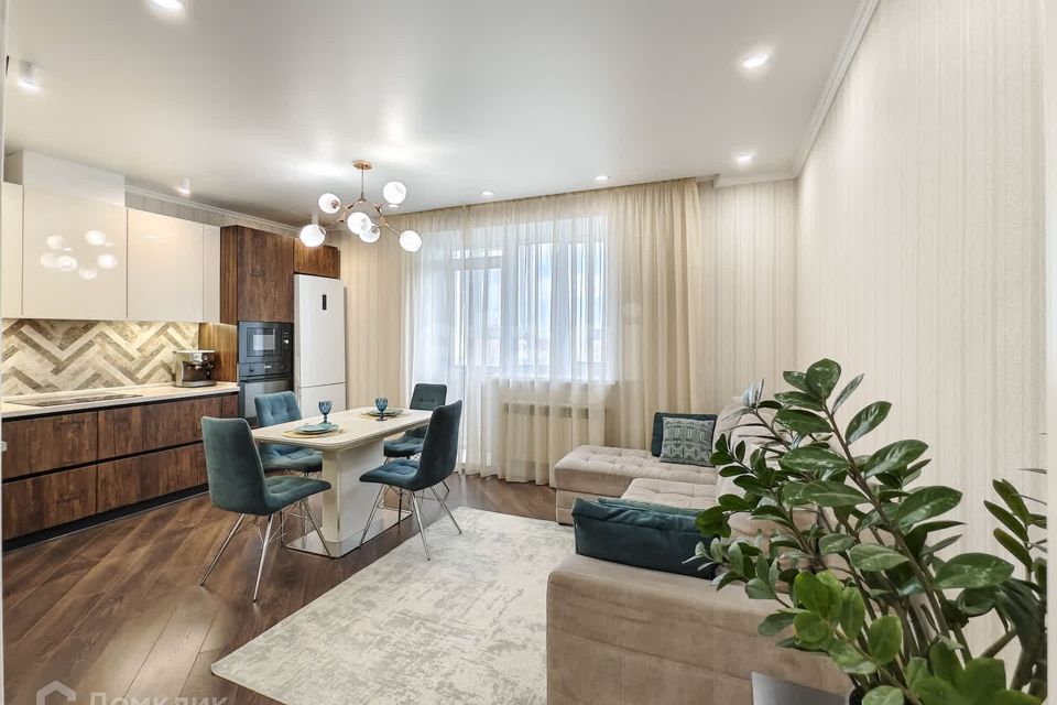 Продаётся 2-комнатная квартира, 76.9 м²