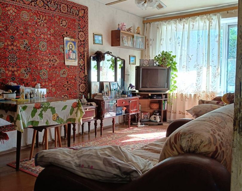Продаётся 3-комнатная квартира, 63.7 м²