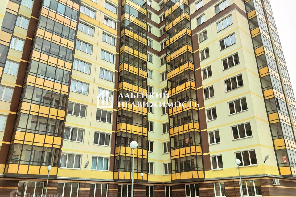 Продаётся 3-комнатная квартира, 76.7 м²