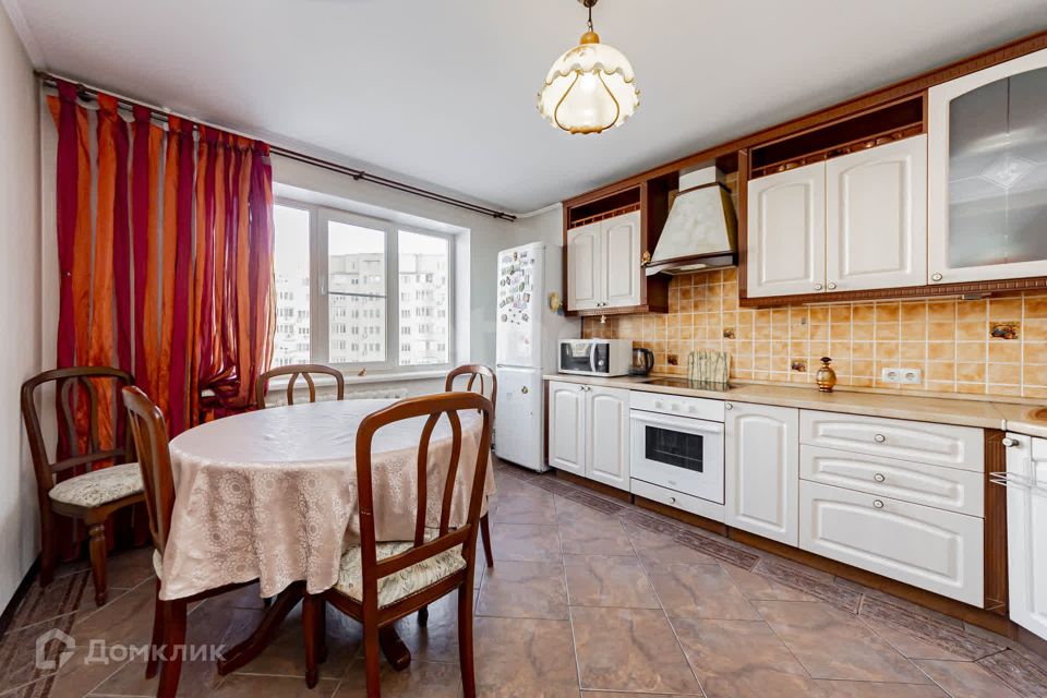 Продаётся 3-комнатная квартира, 96.3 м²