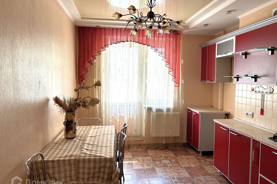 Продаётся 3-комнатная квартира, 77.8 м²