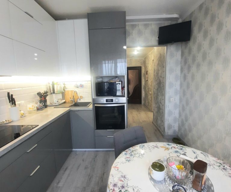 Продаётся 4-комнатная квартира, 78 м²