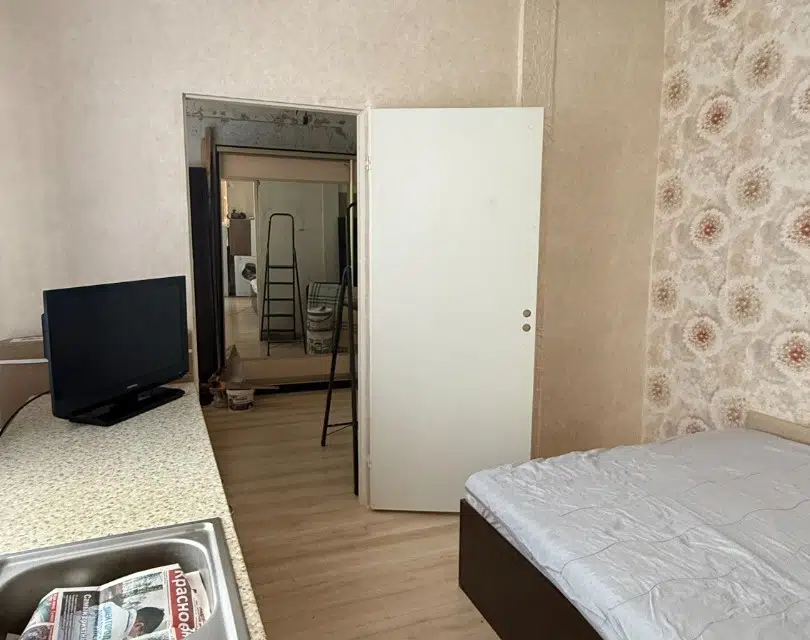 Продаётся 2 комнаты в 2-комн. квартире, 30.2 м²