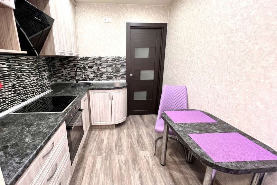 Продаётся 3-комнатная квартира, 55.3 м²
