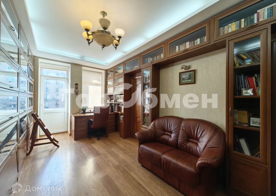 Продаётся 4-комнатная квартира, 80 м²