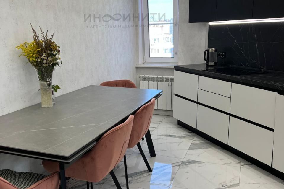Продаётся 3-комнатная квартира, 82.1 м²