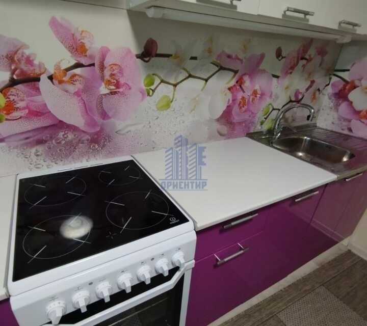 Продаётся 1-комнатная квартира, 42 м²