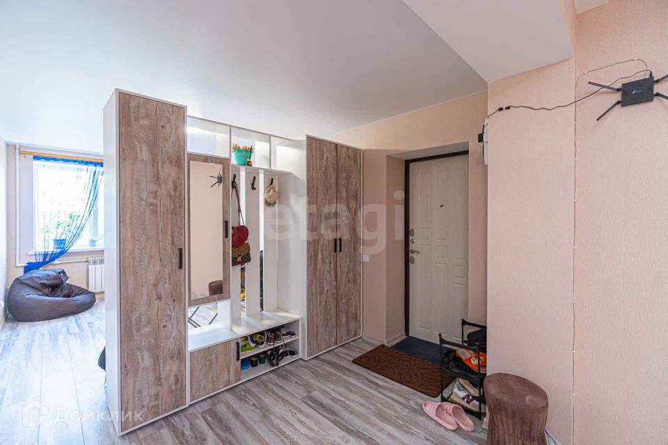 Продаётся 4-комнатная квартира, 149.7 м²