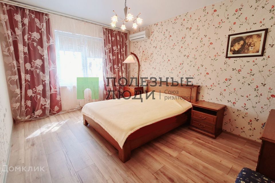 Продаётся 3-комнатная квартира, 90 м²