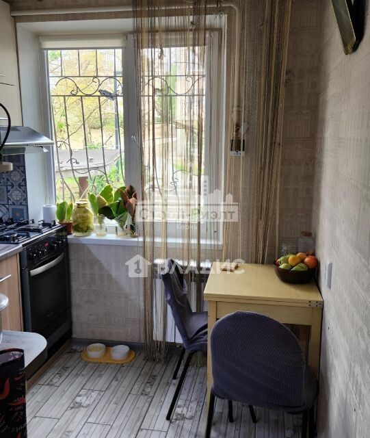 Продаётся 3-комнатная квартира, 61.3 м²