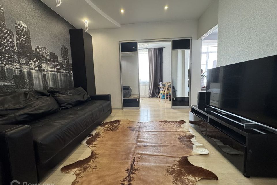 Продаётся 1-комнатная квартира, 50.5 м²