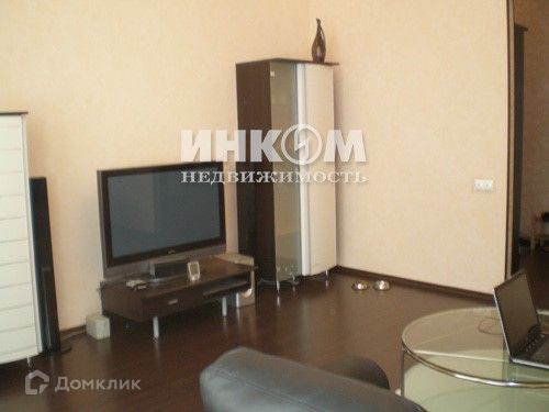 Сдаётся 2-комнатная квартира, 66 м²