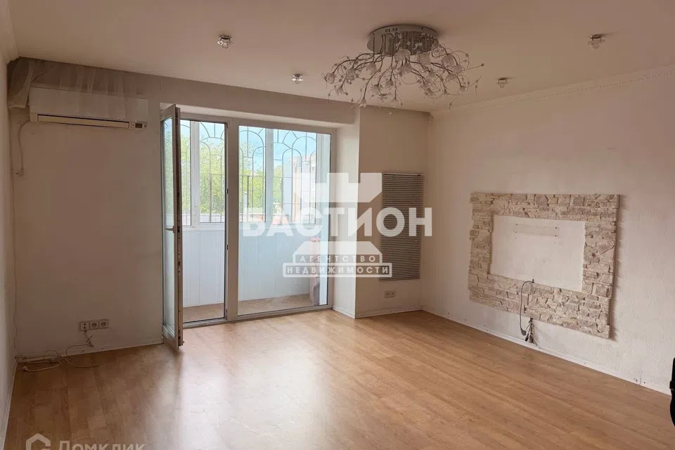 Продаётся 3-комнатная квартира, 63 м²