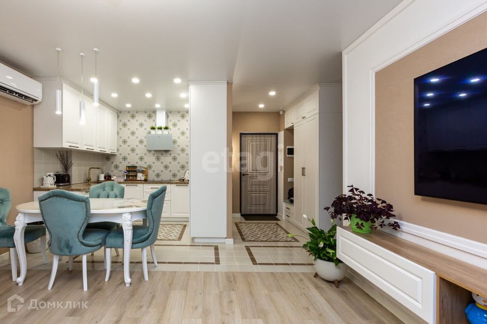 Продаётся 2-комнатная квартира, 71 м²