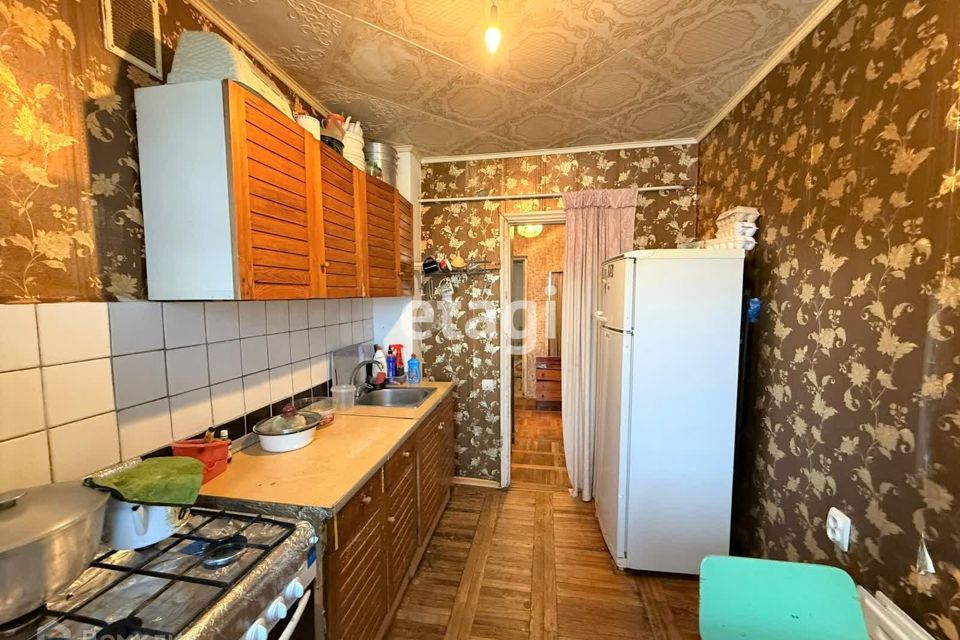 Продаётся 3-комнатная квартира, 63.7 м²