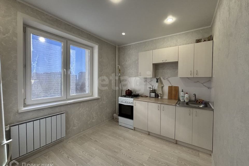 Продаётся 1-комнатная квартира, 38 м²