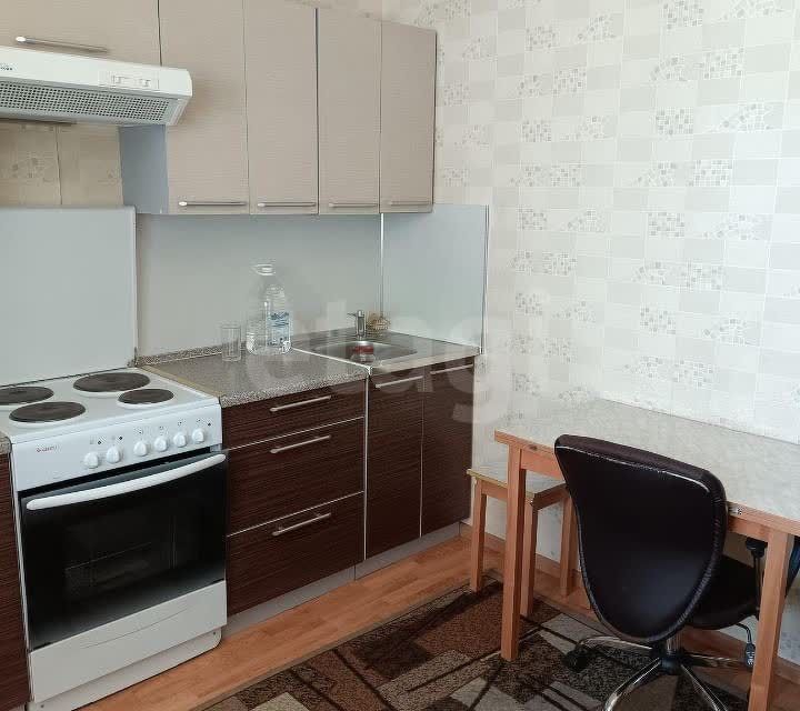 Продаётся 1-комнатная квартира, 42.1 м²