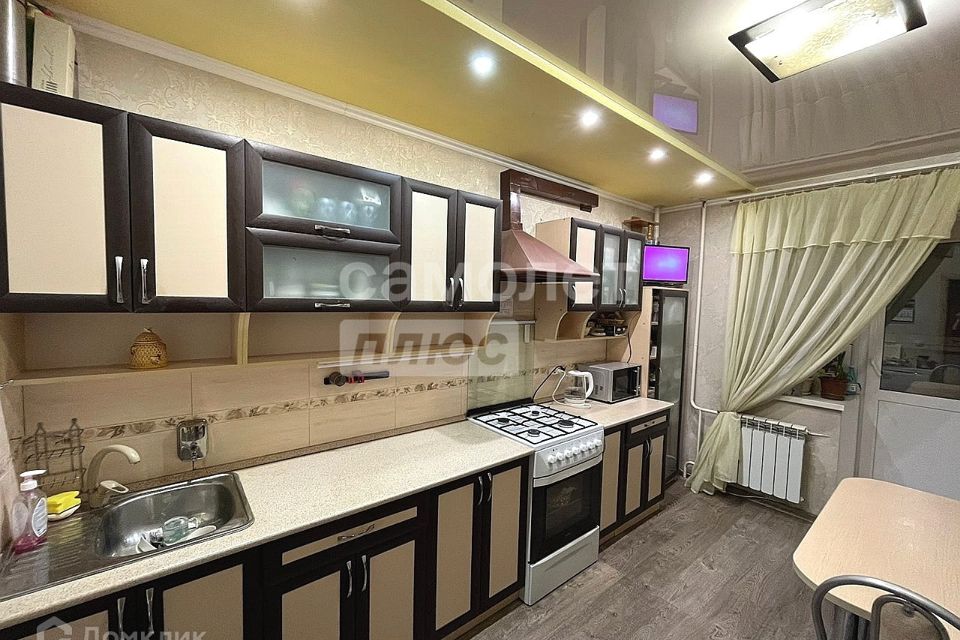 Продаётся 1-комнатная квартира, 43.4 м²
