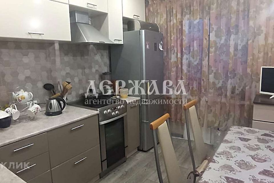 Продаётся 3-комнатная квартира, 61.13 м²